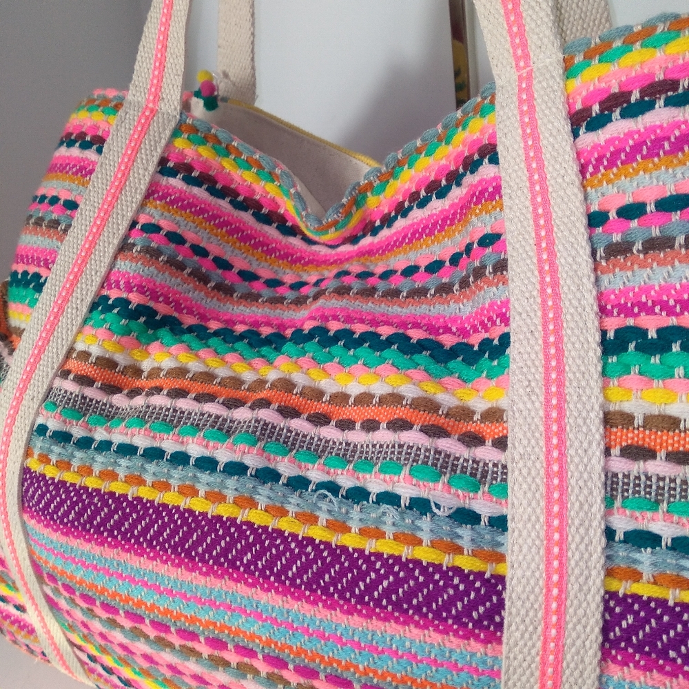 AMERICA AND BEYOND Colorful Tropical Beard Beaded Embroidered Tote Bag - Picture 9 of 10